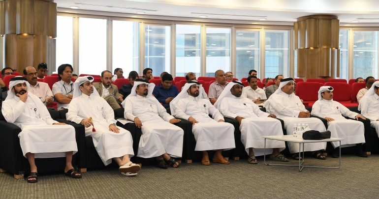 Ashghal meets with small-scale Qatari contracting companies