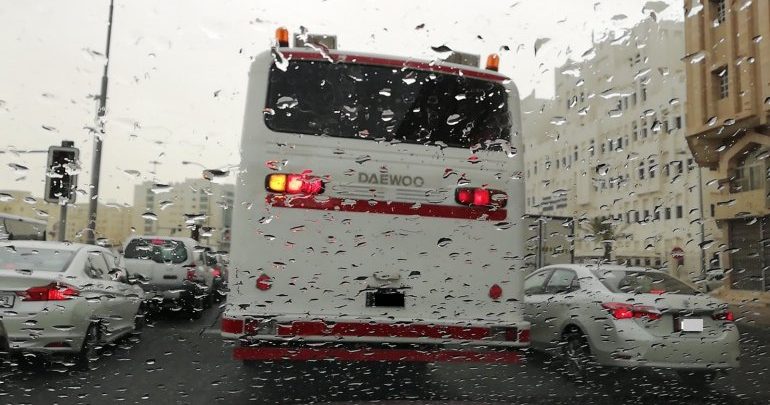 MET issues safety tips during thunderstorms as rains hit Qatar