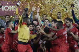 Sheikh Joaan crowns Qatar Cup winners