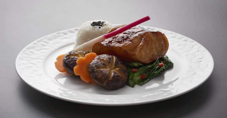 Qatar Airways unveils new on-board dining experience