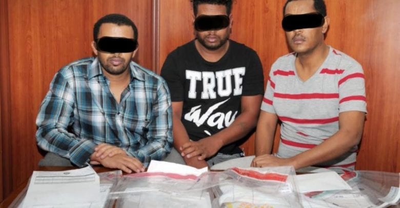 Three-member gang arrested for stealing items from vehicles