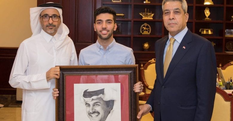 Amir’s portrait gifted to Minister of Sports