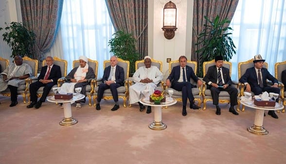 Amir holds Iftar banquet for heads of diplomatic missions