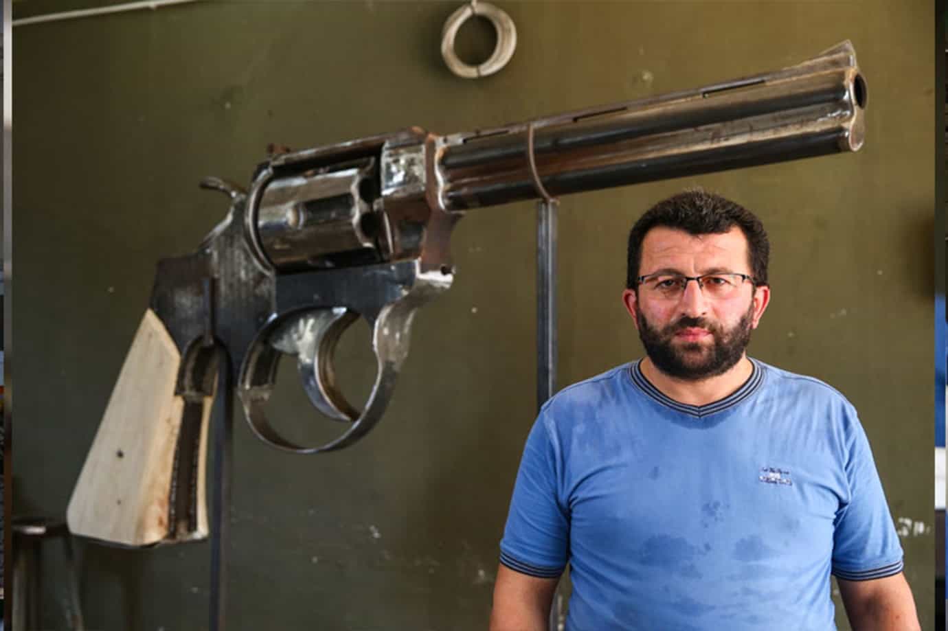 He made a giant pistol weighing 100 kg and 3 meters long