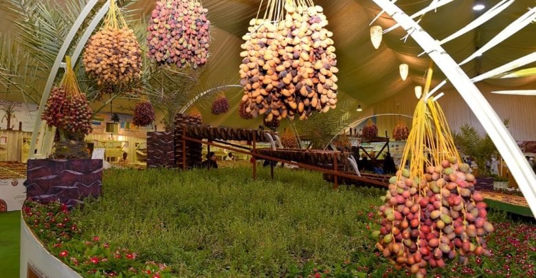 Dates festival draws thousand of visitors