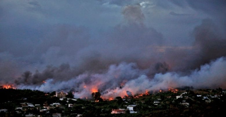 Greek government suspects 'criminal acts' behind wildfires