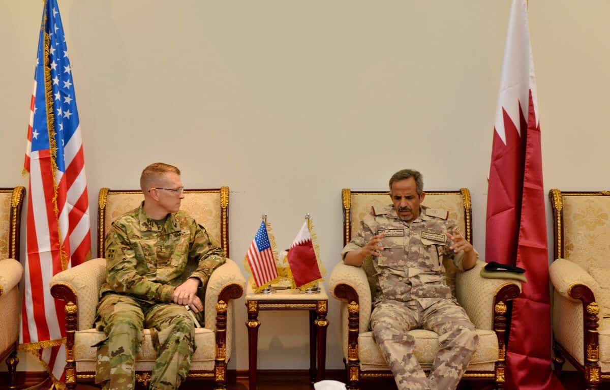 Amiri Land Forces commander meets US official