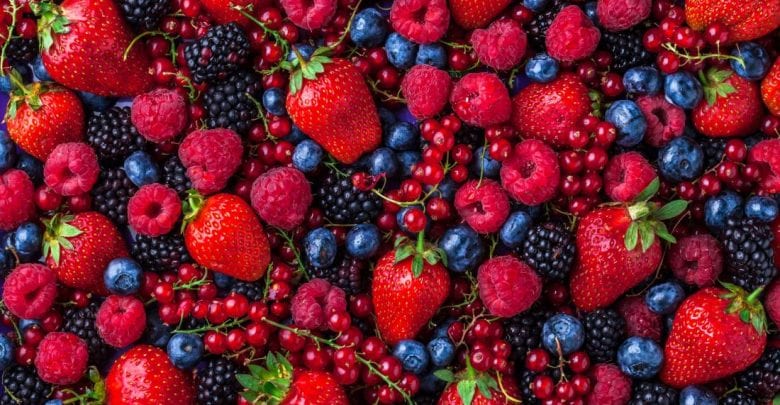 Eating Berries Reduces Your Risk of Heart Attack