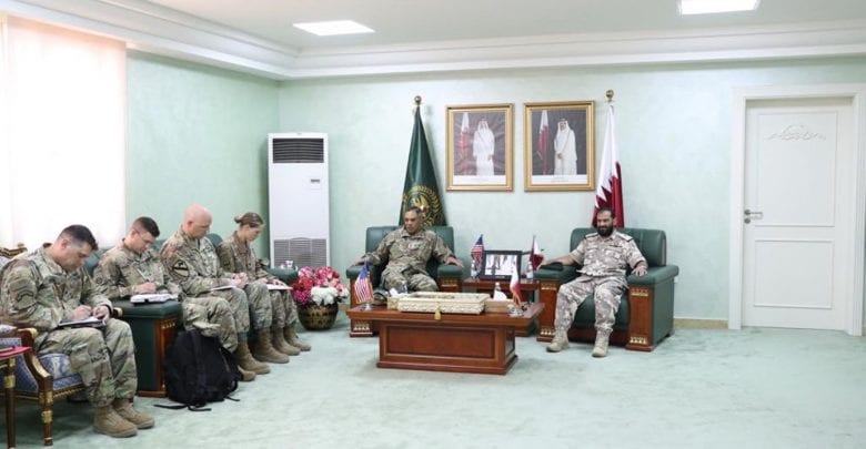 Commander of the Amiri Air Defense Forces meets with the commander of the US Central Command