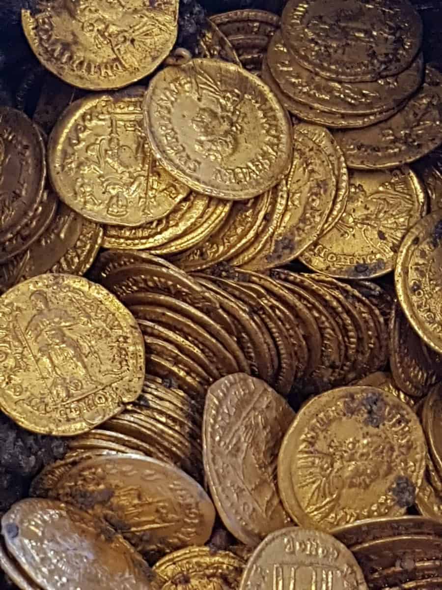 An Actual Pot of Gold Coins Has Just Been Found Under an Italian Theatre