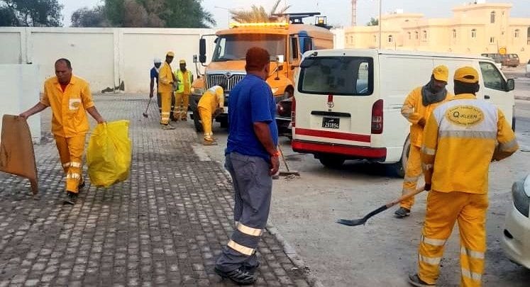 General cleaning teams intensify their efforts to clean up the streets
