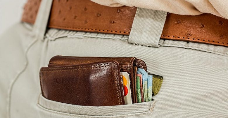 Putting the wallet in the back pocket causes serious health problems