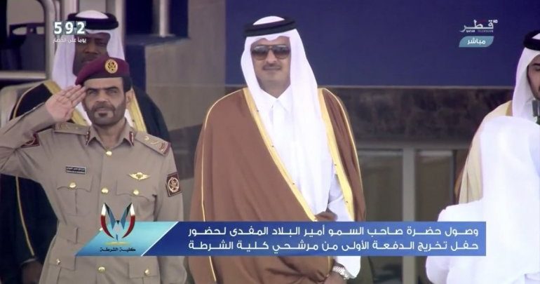 Amir patronizes graduation ceremony of Qatar Police College graduates