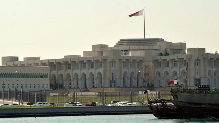 Amir issues law on non-Qatari capital investment