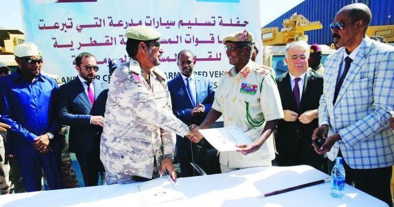 Qatar offers military grant to Somalia