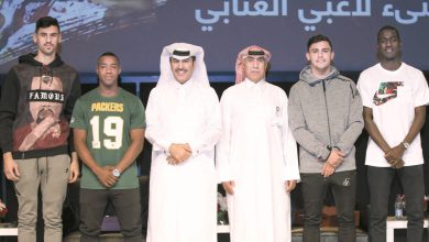 CNA-Q hosts football heroes