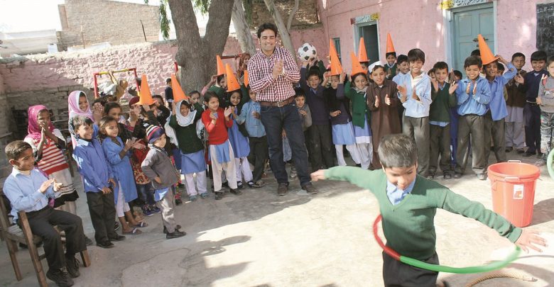 EAA project in Pakistan aims to educate 200,000 children
