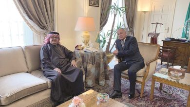 Qatar, League of Arab States discuss issues