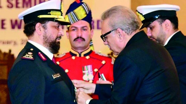 Pakistan honours Commander of Qatar Amiri Naval Forces