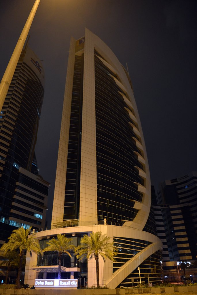 Qatar joins world initiative to mark Earth Hour, switches off lights