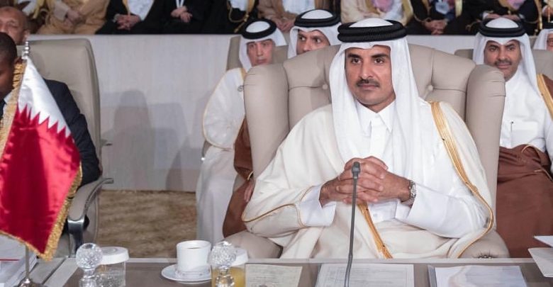 Amir attends the opening of the 30th Arab League Summit