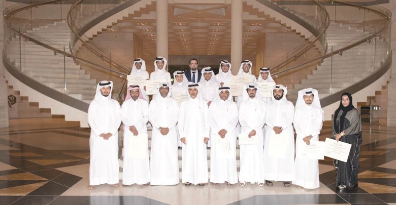 Minister of Culture honours Qatari delegation for their performance at Arab Robotics Championship