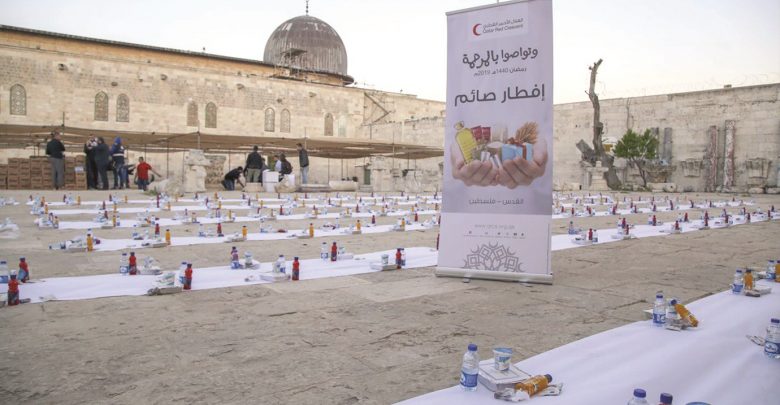 QRCS begins Iftar project for 22,000 persons in Al-Quds