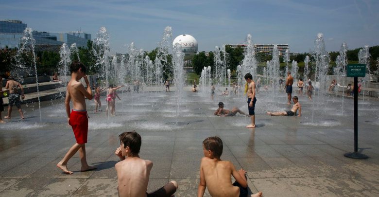 Heatwave: 4,000 school closures in France as temperatures head for record 45C