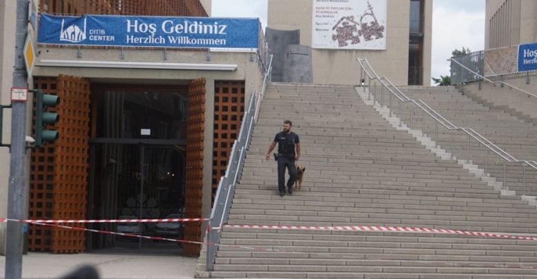 Largest mosque in Germany's Cologne evacuated over bomb threat