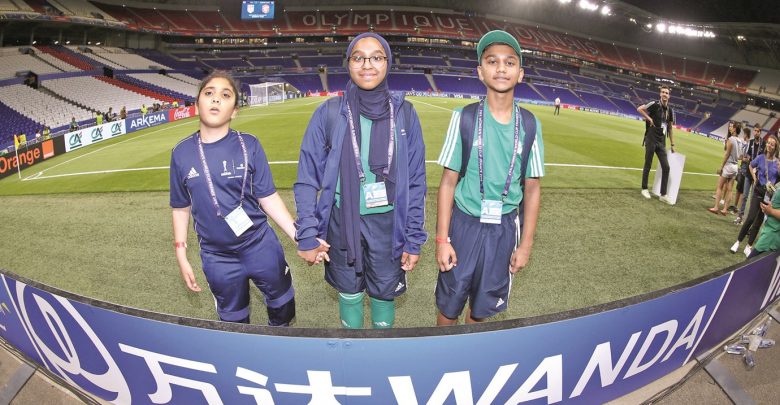 A youth delegation from QF at Women's World Cup in France