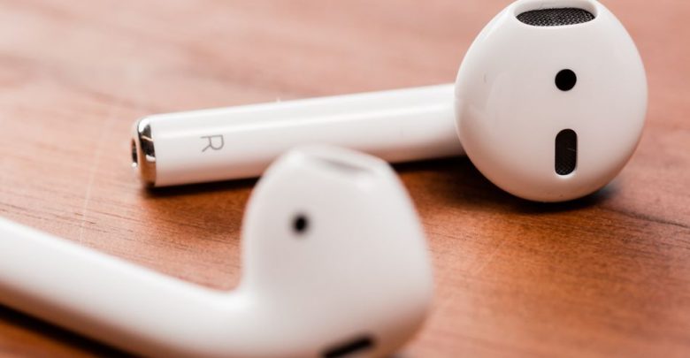 Apple AirPods with wireless charging case now available at Ooredoo