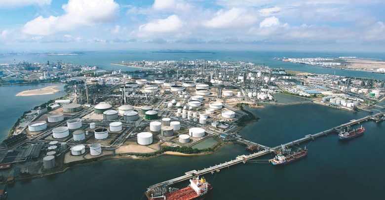 Qatar Petroleum supplies condensate to ExxonMobil in Singapore