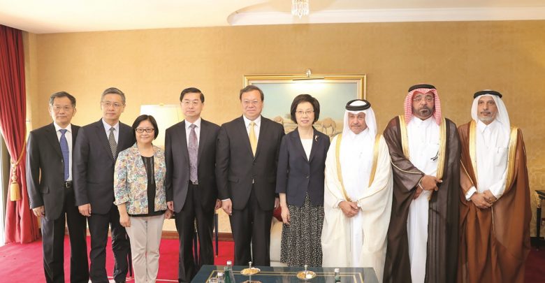 Shura Council group meets Shanghai delegation