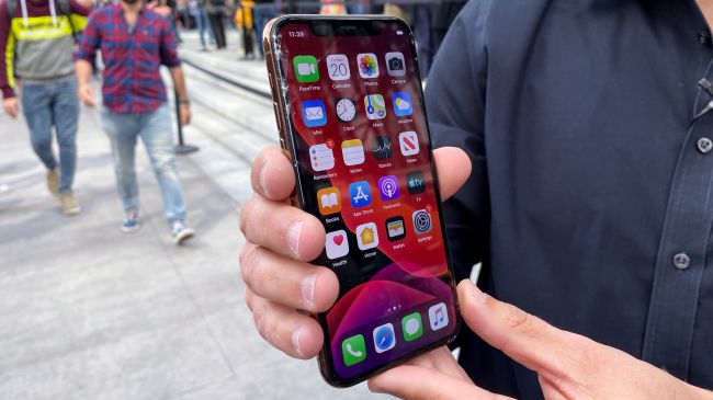 Did iPhone 11 fail in the fall test?