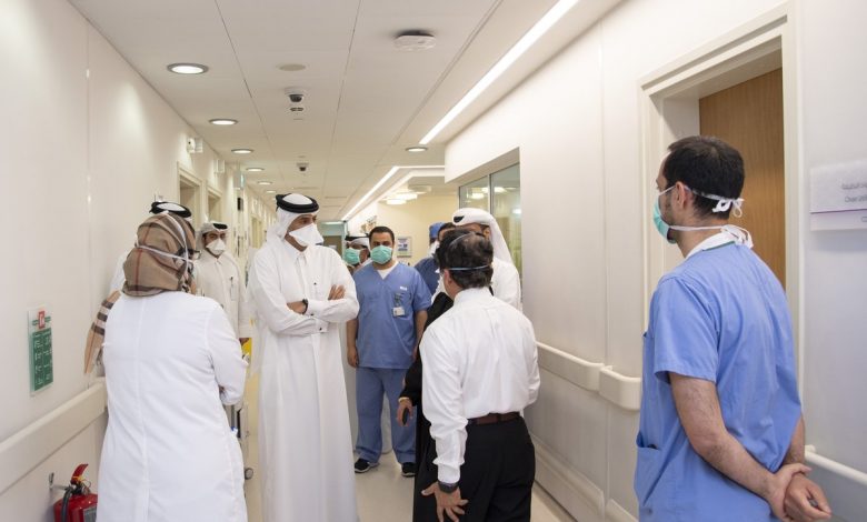 Prime Minister Visits HMC Communicable Disease Center