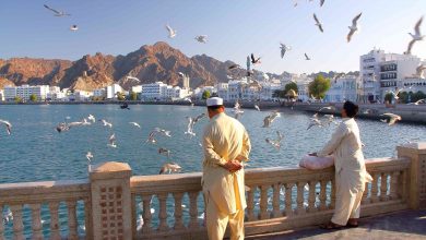 Oman starts easing coronavirus business closures
