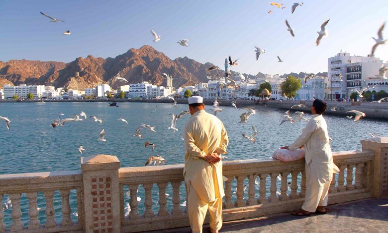 Oman starts easing coronavirus business closures