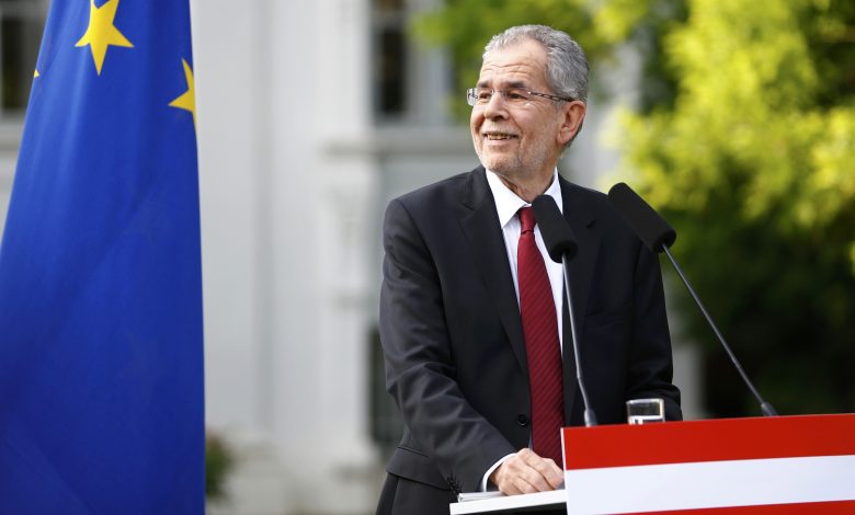 Austrian police caught the president and his wife breaking curfew rules at a restaurant
