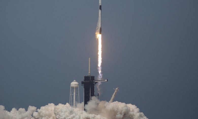 SpaceX makes history with successful first human space launch