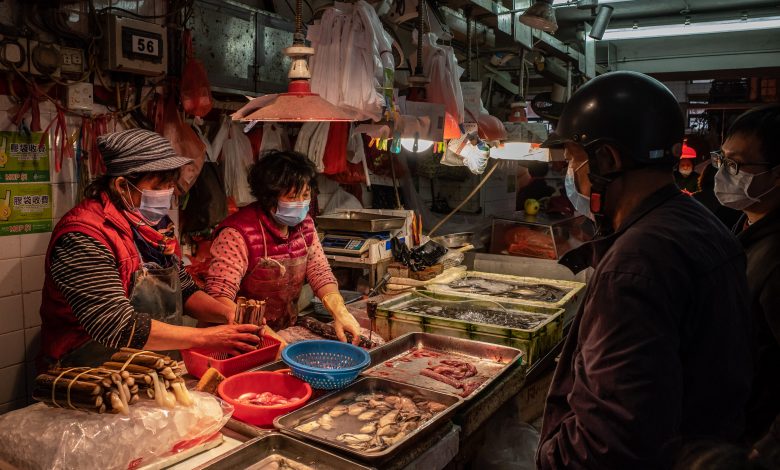Seafood market in China had role in virus outbreak: WHO