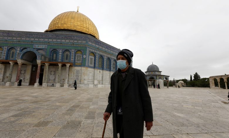 Mosques reopen in Saudi Arabia and Jerusalem