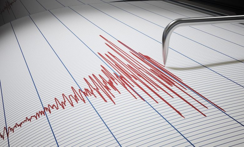 5.7 magnitude earthquake hits Iran