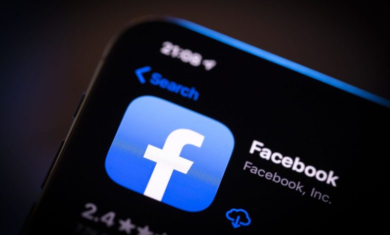 Facebook rolls outs Dark Mode on mobile for some users globally