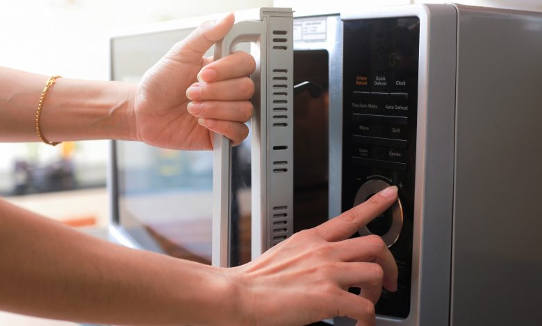 What happens to food in microwave ovens?