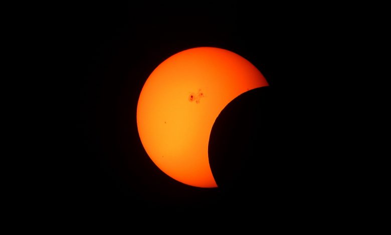 Qatar sky to witness partial solar eclipse next week
