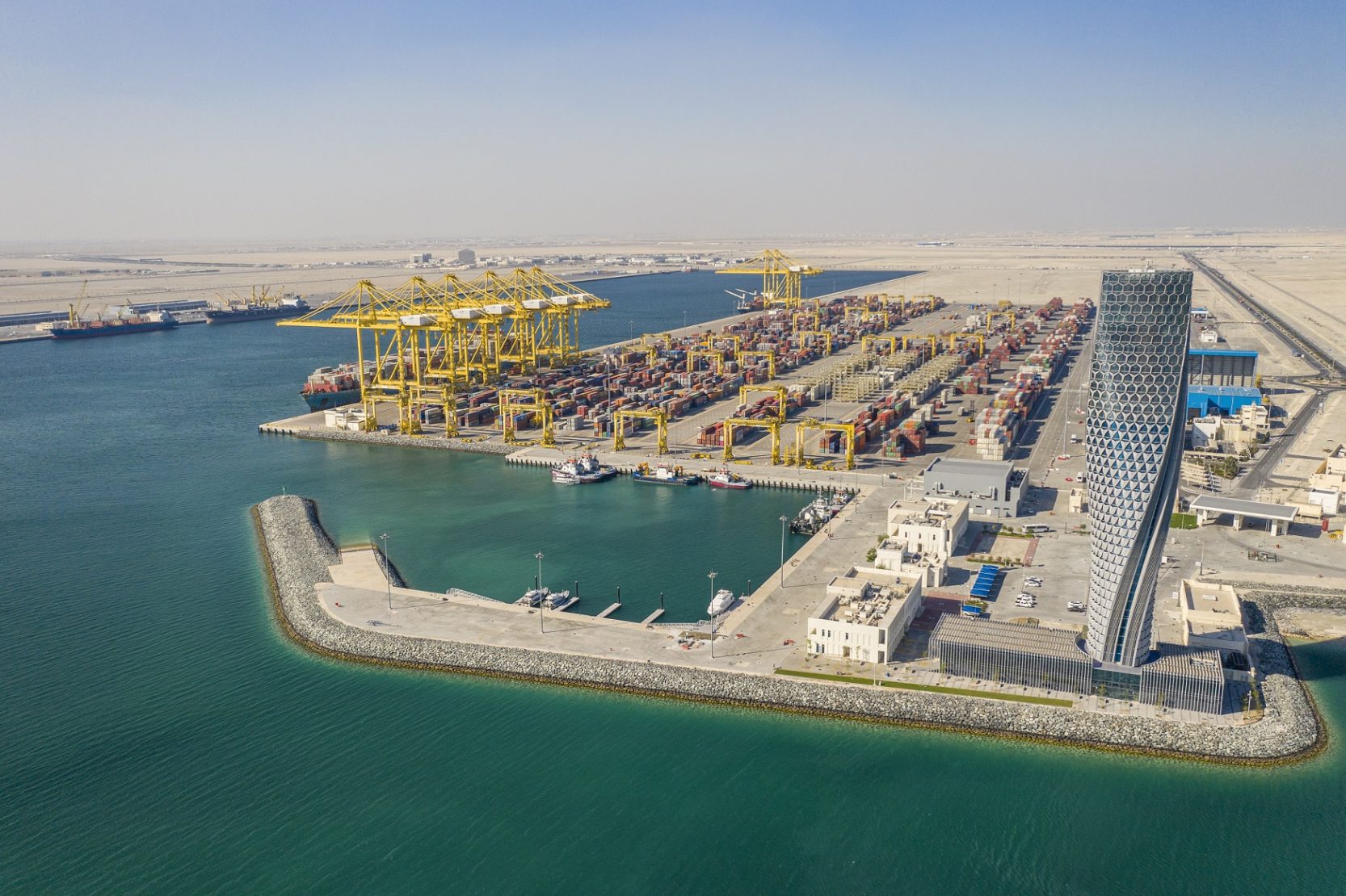 Mwani Qatar: 32 Percent Increase in Number of Transshipment Containers in H1 of 2023