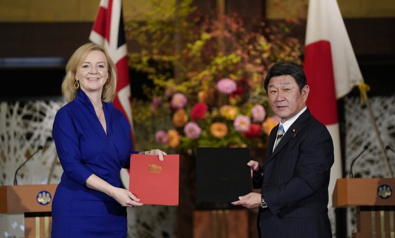 UK Signs First Major Post-Brexit Trade Deal with Japan