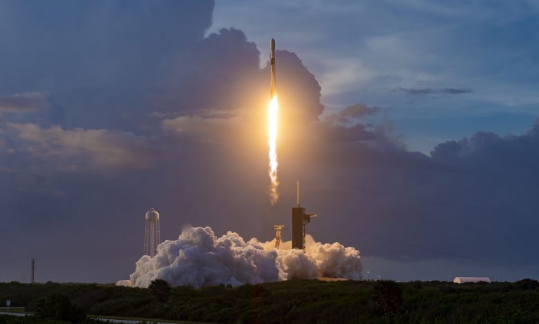 SpaceX launches 60 internet satellites into orbit