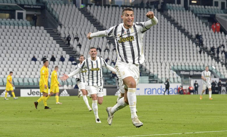 Ronaldo Scores Twice as Juventus Beat Cagliari