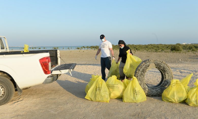 Ministry organises clean-up competition at Purple Island